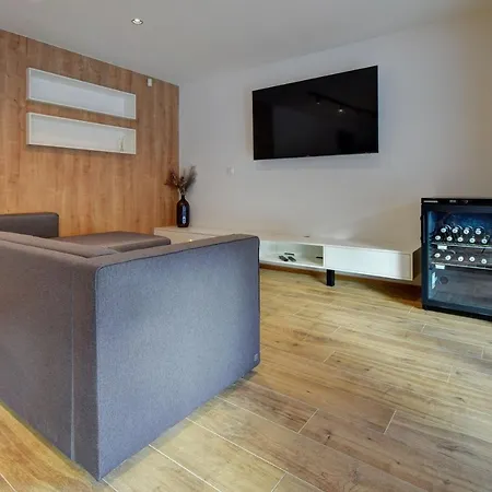 Apartment Rasola *